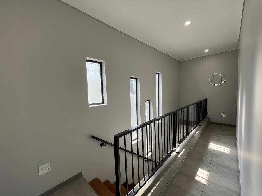 To Let 4 Bedroom Property for Rent in North Riding Gauteng