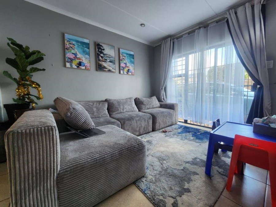 3 Bedroom Property for Sale in Albertsdal Gauteng