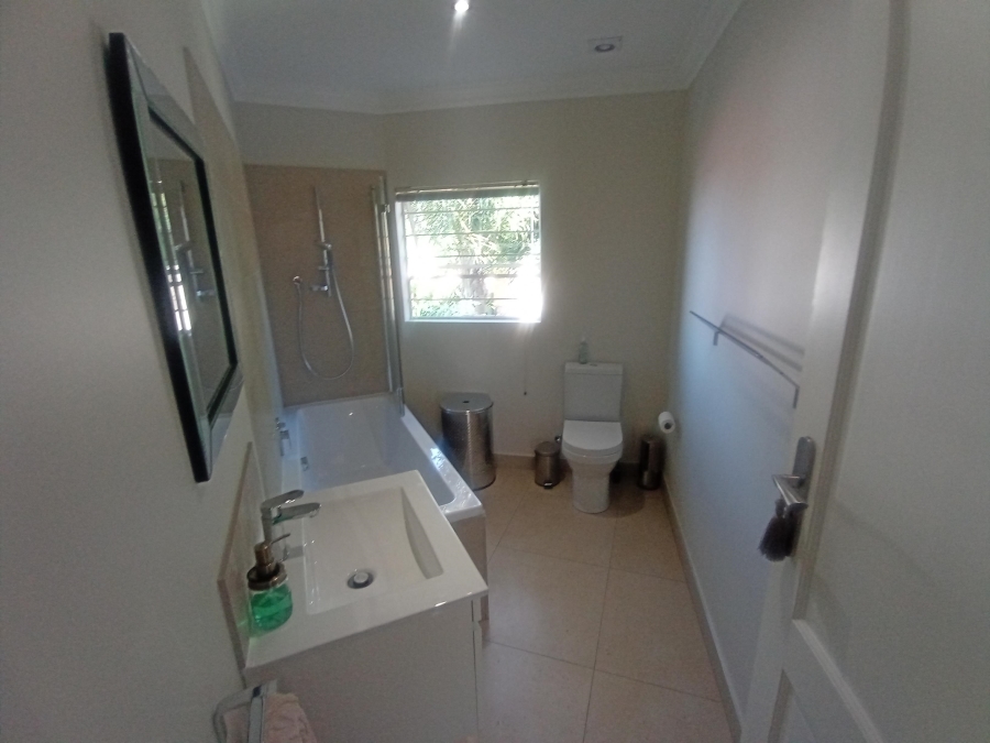 5 Bedroom Property for Sale in Bassonia Gauteng