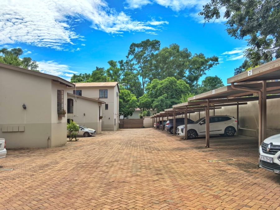 2 Bedroom Property for Sale in Windsor West Gauteng