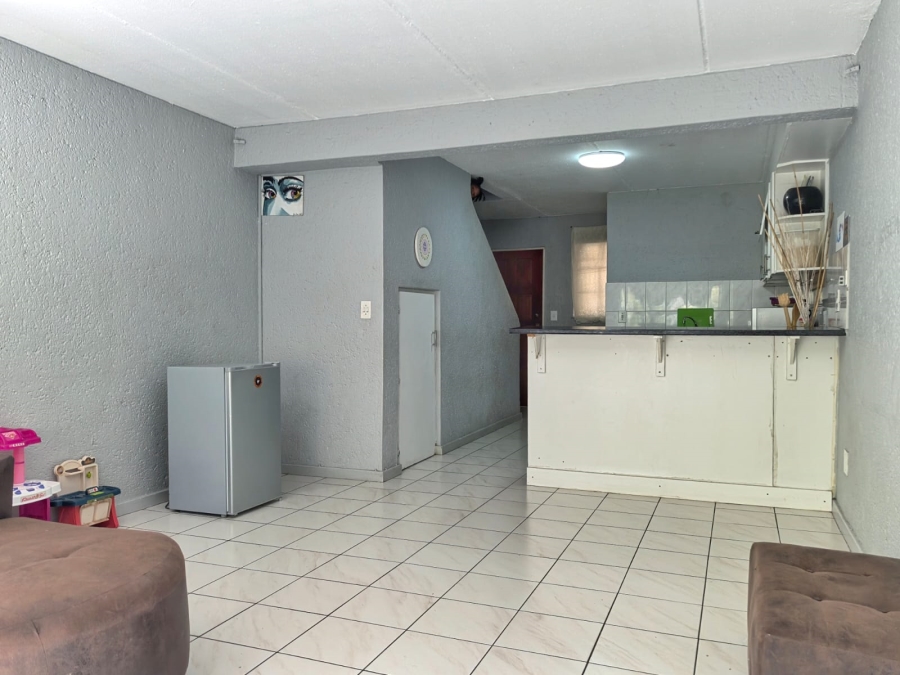 2 Bedroom Property for Sale in Windsor West Gauteng