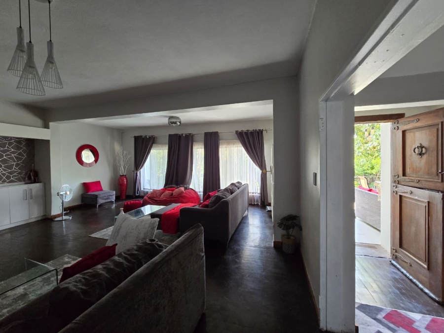 4 Bedroom Property for Sale in Pretoria North Gauteng