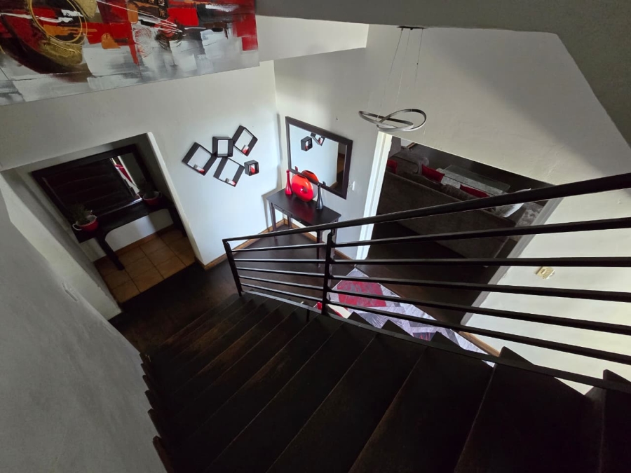 4 Bedroom Property for Sale in Pretoria North Gauteng