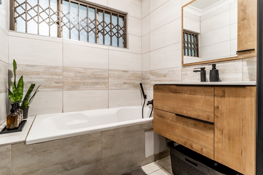 3 Bedroom Property for Sale in Wonderboom South Gauteng