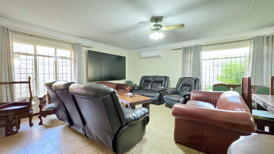 2 Bedroom Property for Sale in Annlin Gauteng