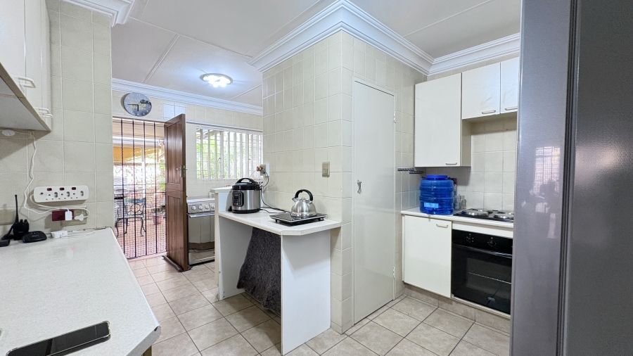 2 Bedroom Property for Sale in Annlin Gauteng