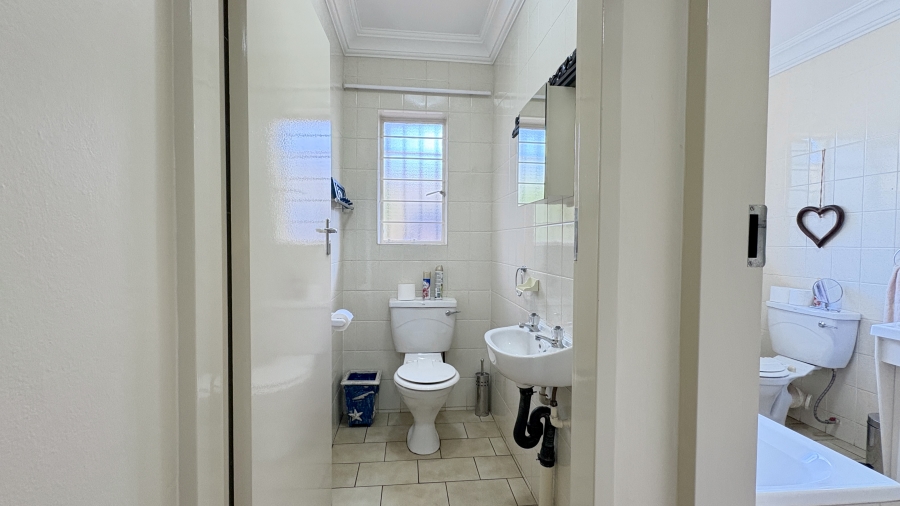 2 Bedroom Property for Sale in Annlin Gauteng