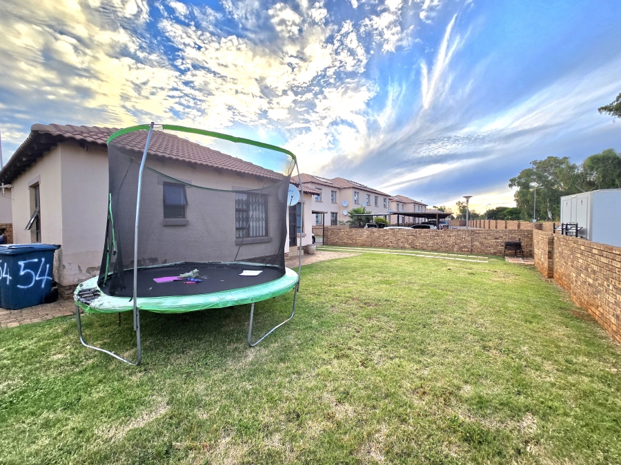 3 Bedroom Property for Sale in Chantelle Gauteng