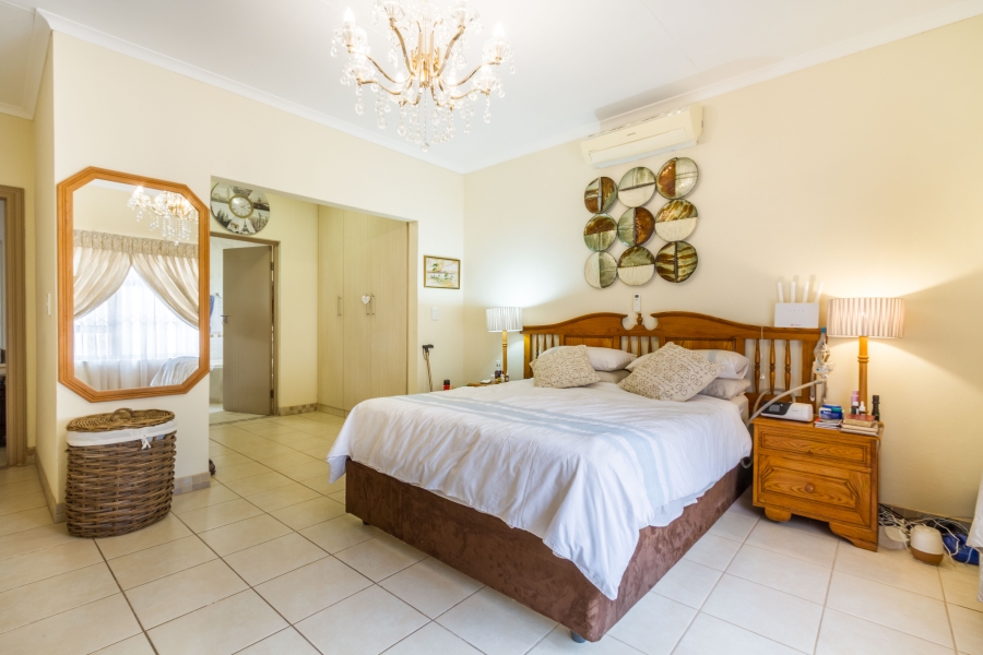 3 Bedroom Property for Sale in Silver Lakes Gauteng