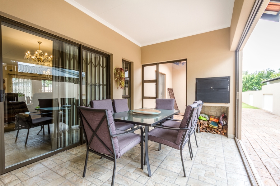 3 Bedroom Property for Sale in Silver Lakes Gauteng