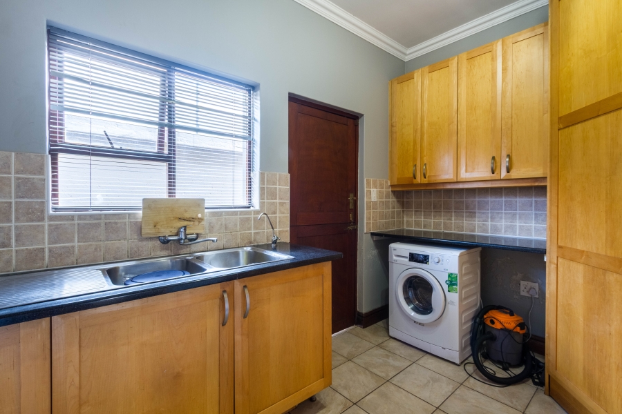 3 Bedroom Property for Sale in Six Fountains Residential Estate Gauteng