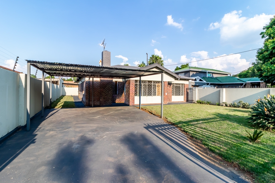 3 Bedroom Property for Sale in Rietfontein Gauteng