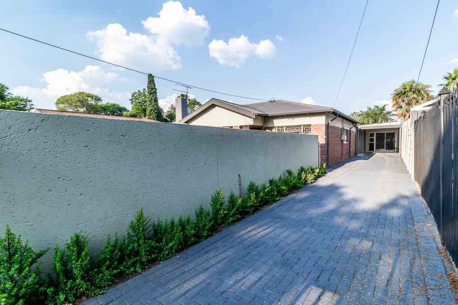3 Bedroom Property for Sale in Rietfontein Gauteng