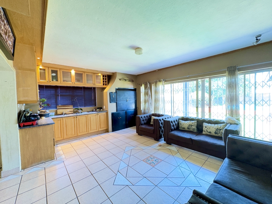 4 Bedroom Property for Sale in Sinoville Gauteng