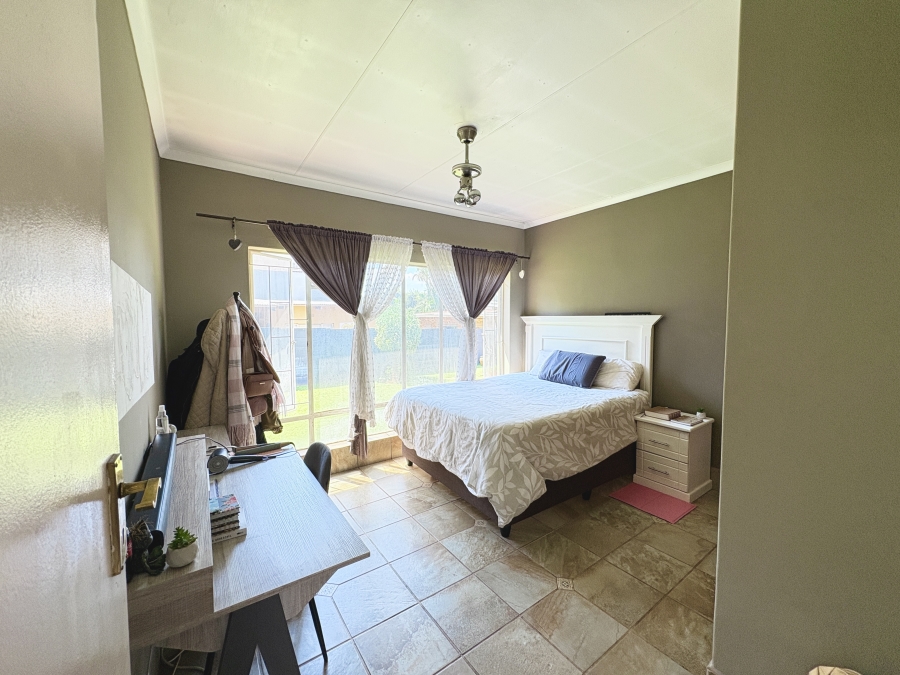 4 Bedroom Property for Sale in Sinoville Gauteng
