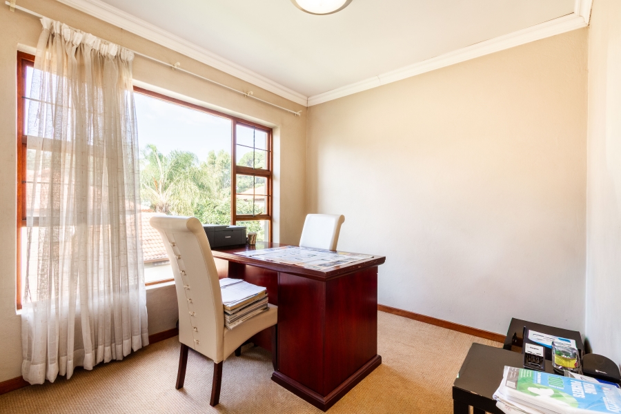 3 Bedroom Property for Sale in Equestria Gauteng