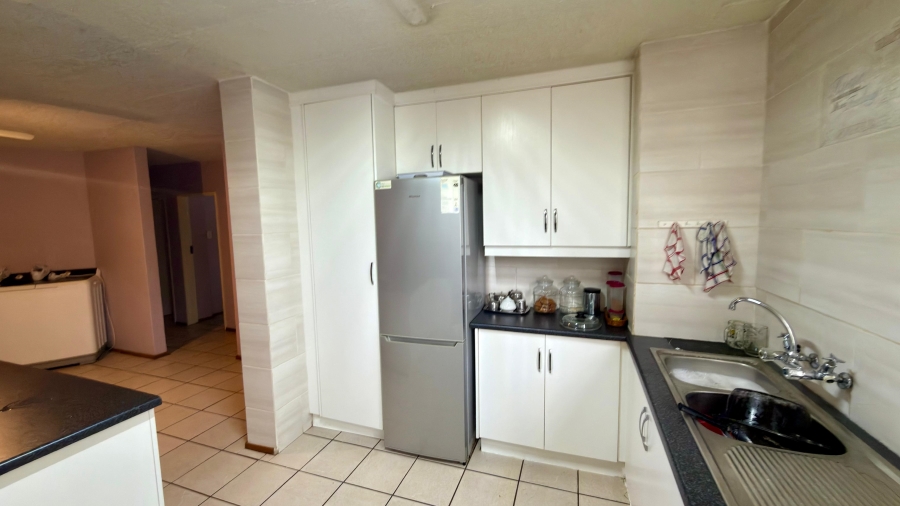 2 Bedroom Property for Sale in Wonderboom South Gauteng