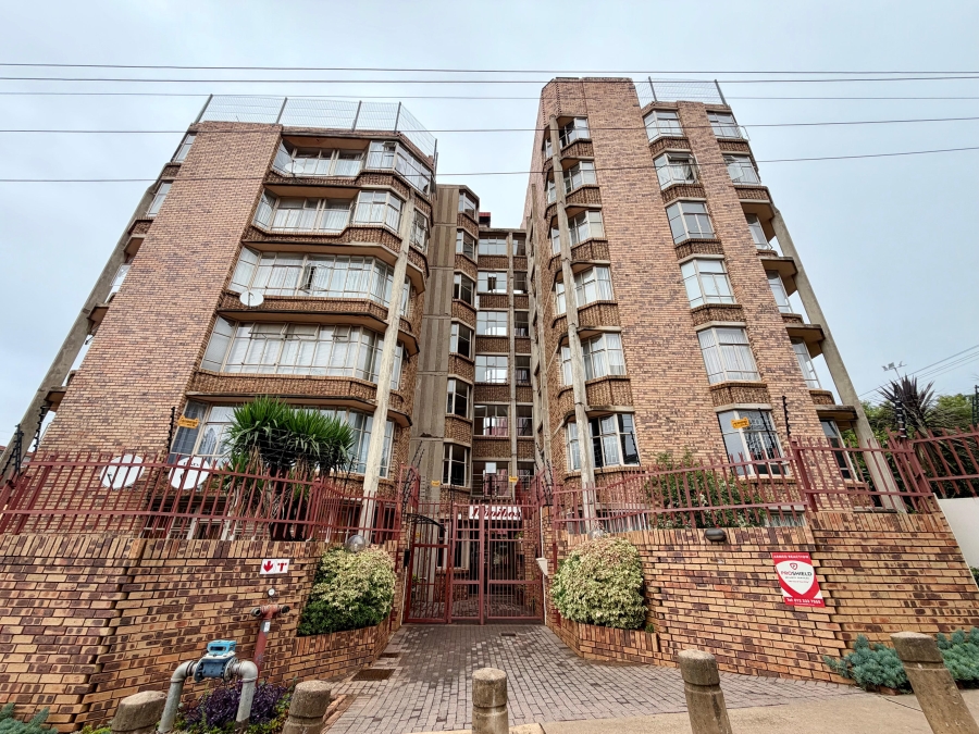 2 Bedroom Property for Sale in Wonderboom South Gauteng