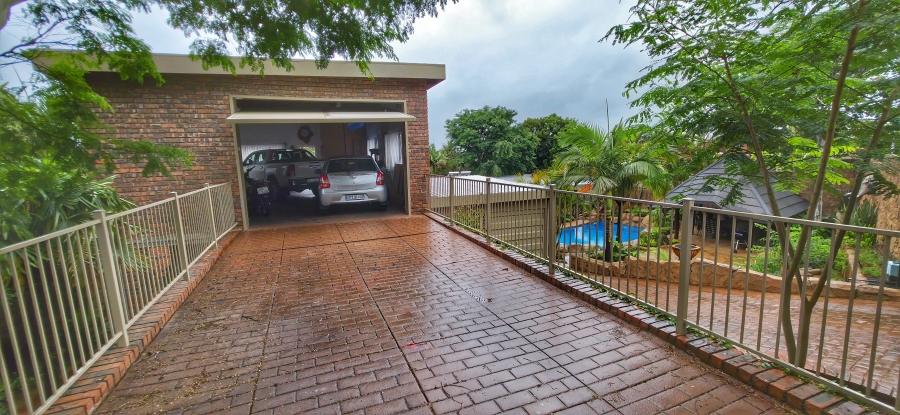 3 Bedroom Property for Sale in Magalieskruin Gauteng