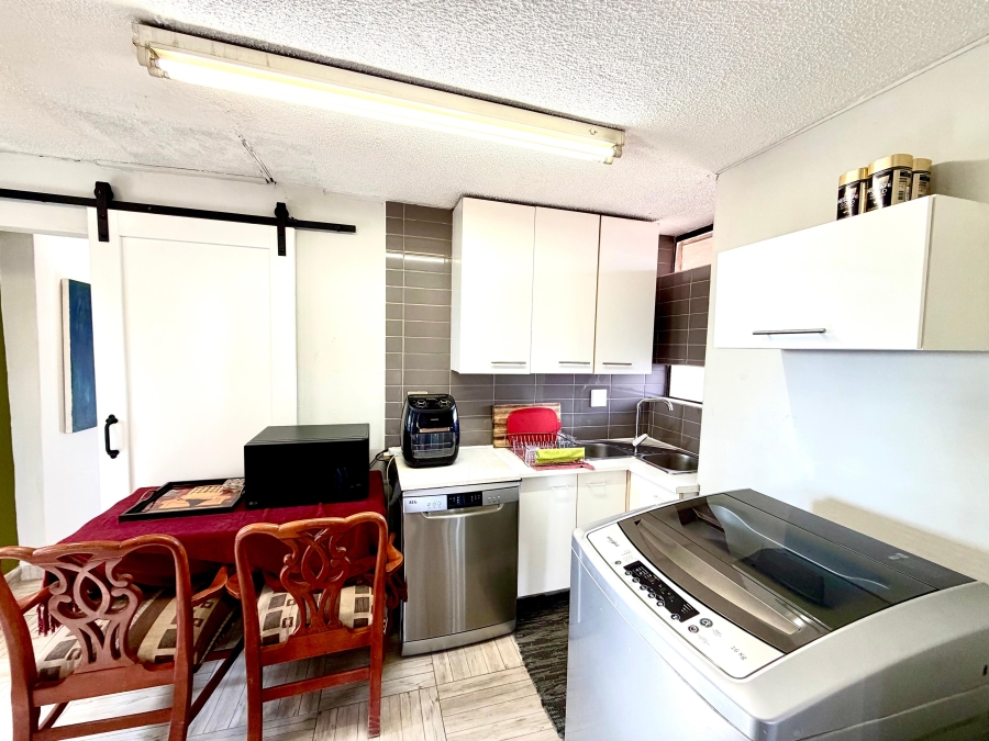 2 Bedroom Property for Sale in Wonderboom South Gauteng