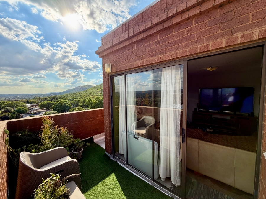 2 Bedroom Property for Sale in Wonderboom South Gauteng