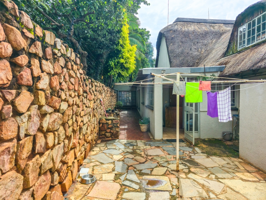 5 Bedroom Property for Sale in Florauna Gauteng