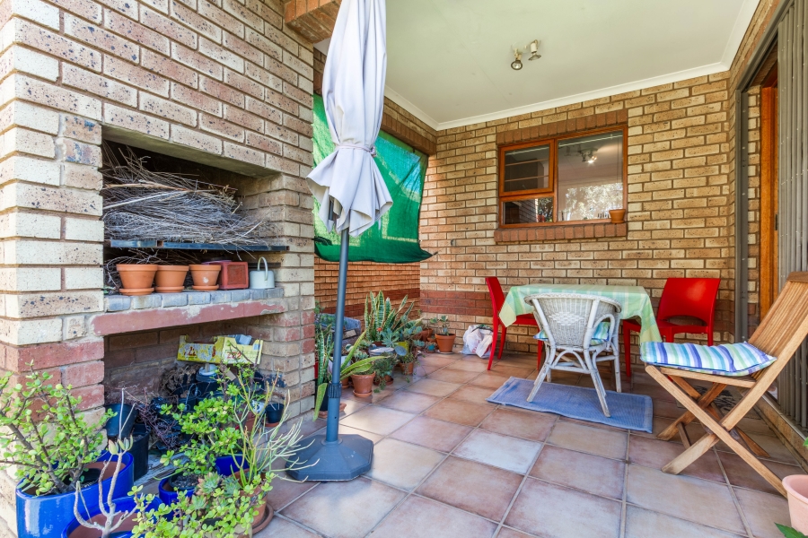 3 Bedroom Property for Sale in Equestria Gauteng
