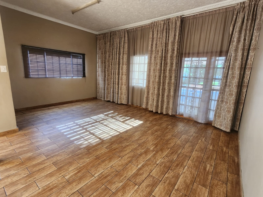 5 Bedroom Property for Sale in Parktown Estate Gauteng