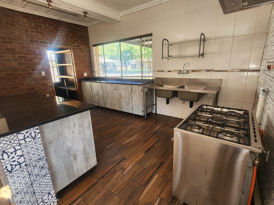 5 Bedroom Property for Sale in Parktown Estate Gauteng