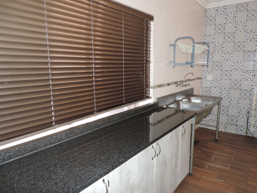 5 Bedroom Property for Sale in Parktown Estate Gauteng