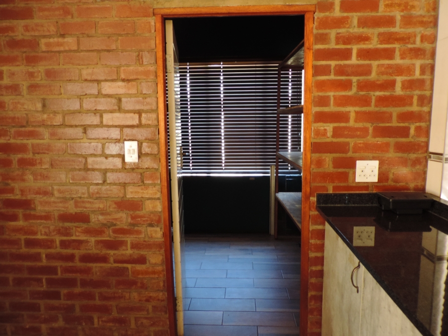 5 Bedroom Property for Sale in Parktown Estate Gauteng
