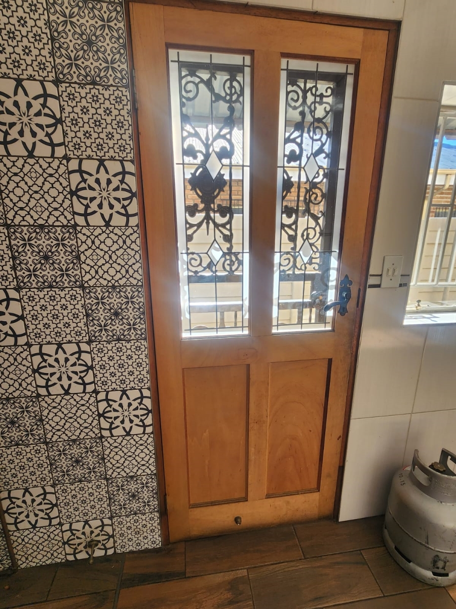 5 Bedroom Property for Sale in Parktown Estate Gauteng