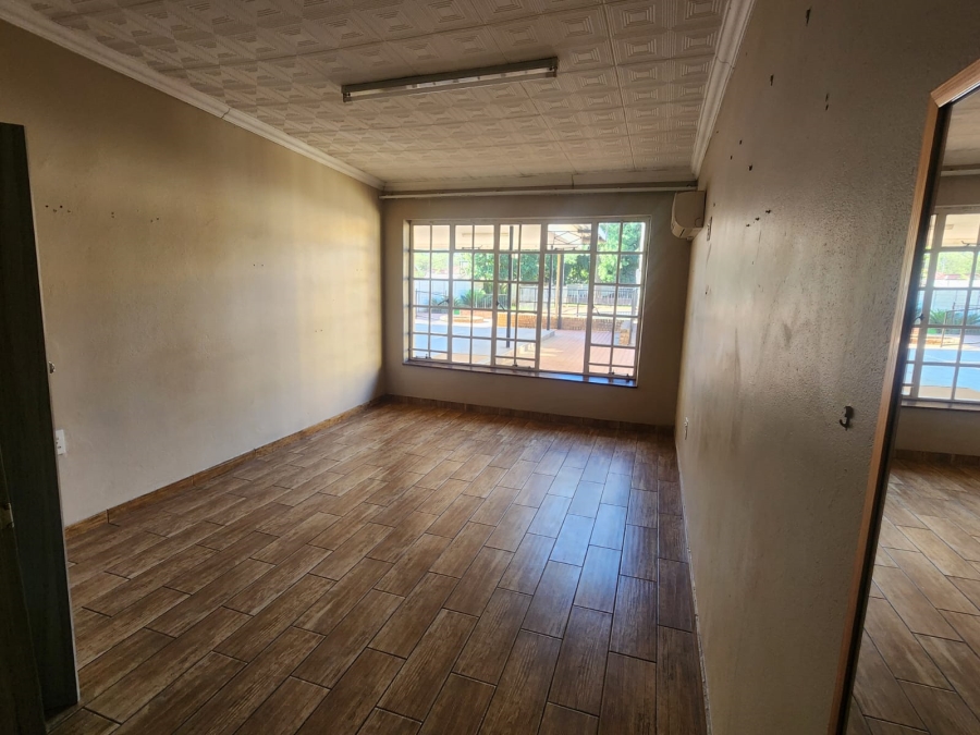 5 Bedroom Property for Sale in Parktown Estate Gauteng