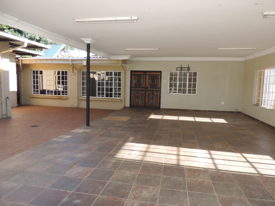 5 Bedroom Property for Sale in Parktown Estate Gauteng