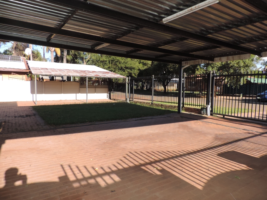 5 Bedroom Property for Sale in Parktown Estate Gauteng