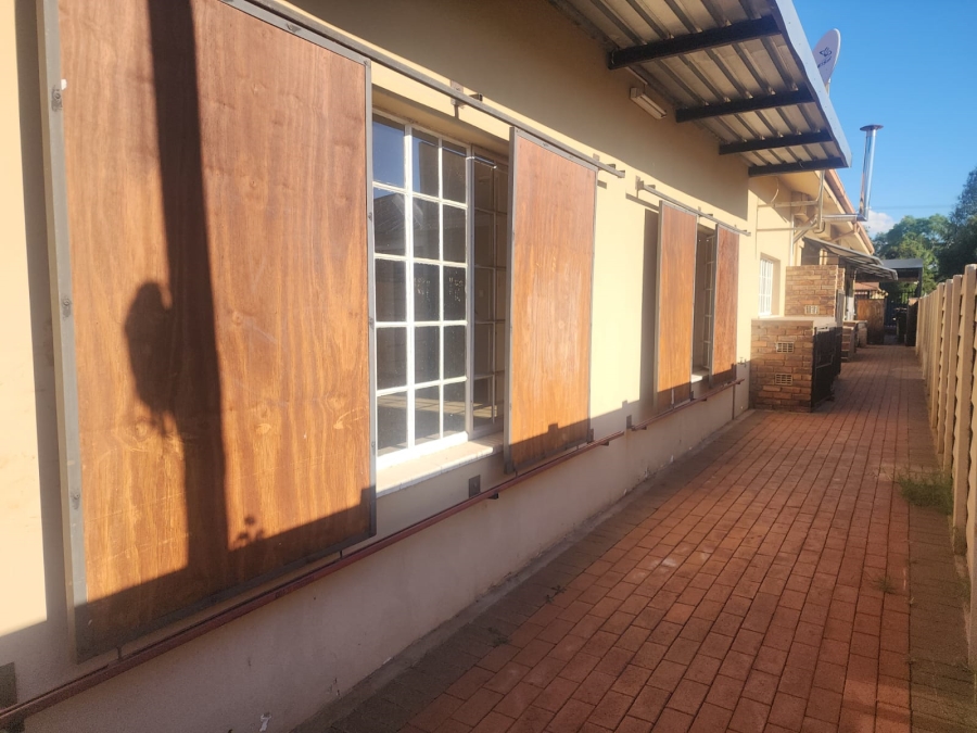 5 Bedroom Property for Sale in Parktown Estate Gauteng