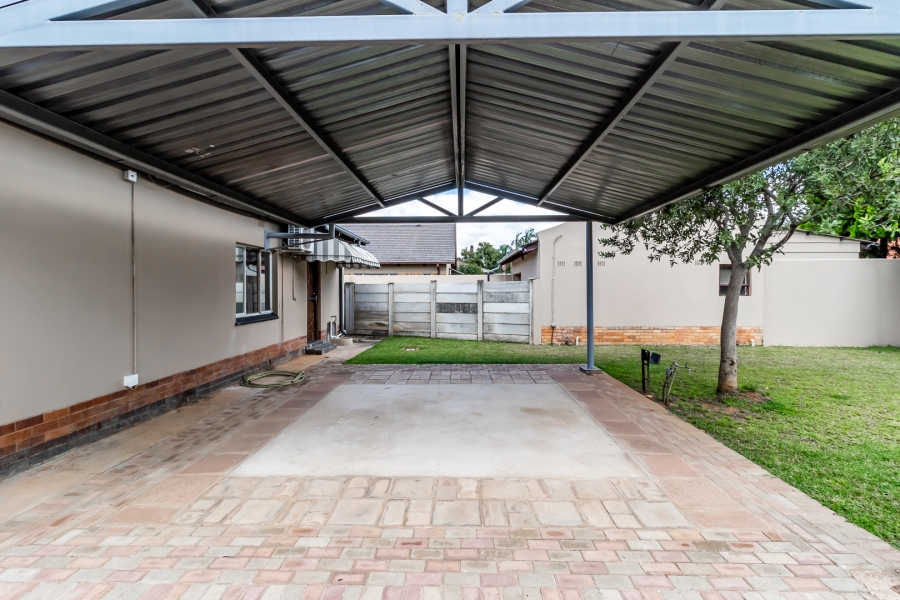 3 Bedroom Property for Sale in Villieria Gauteng