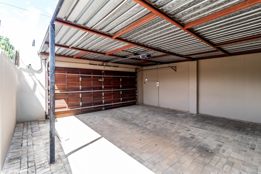 3 Bedroom Property for Sale in Villieria Gauteng