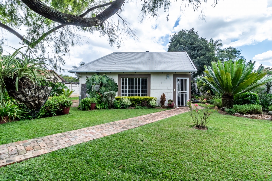 2 Bedroom Property for Sale in Villieria Gauteng