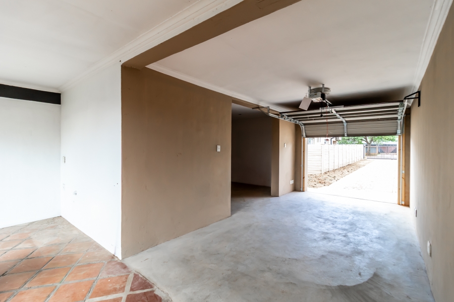 2 Bedroom Property for Sale in Villieria Gauteng