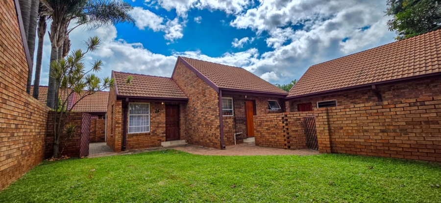 2 Bedroom Property for Sale in Montana Gauteng