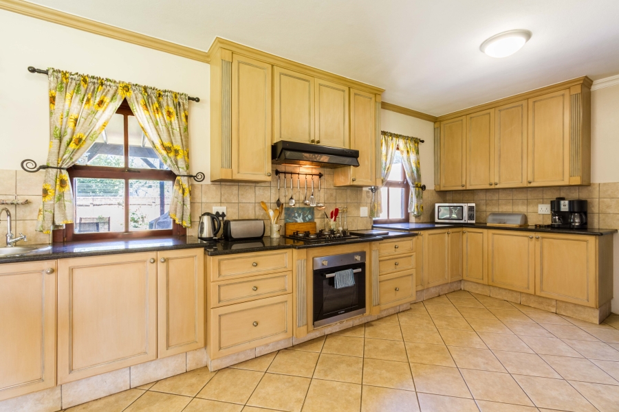 To Let 3 Bedroom Property for Rent in Silver Lakes Gauteng