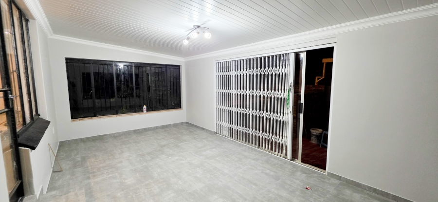 4 Bedroom Property for Sale in Florauna Gauteng