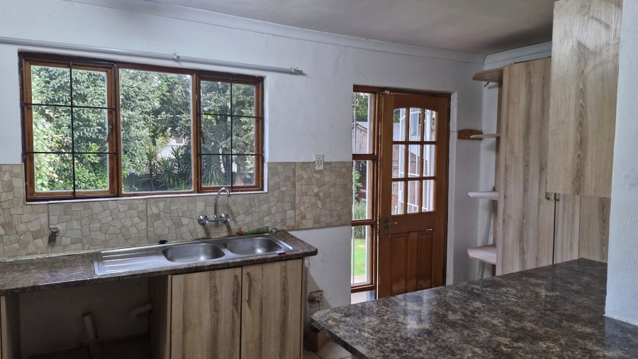 2 Bedroom Property for Sale in Westdene Gauteng