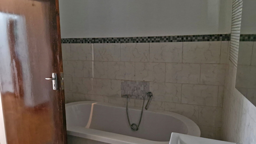 2 Bedroom Property for Sale in Westdene Gauteng