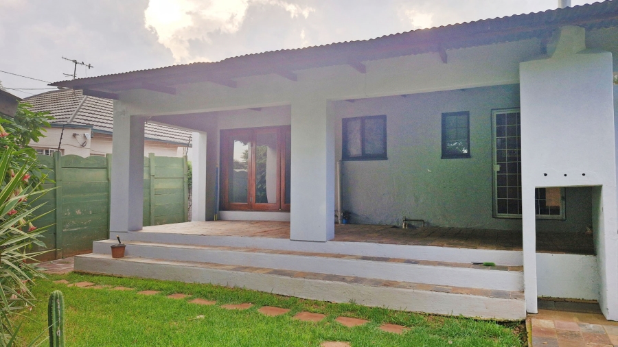 2 Bedroom Property for Sale in Westdene Gauteng
