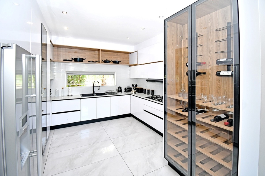 4 Bedroom Property for Sale in Morningside Gauteng