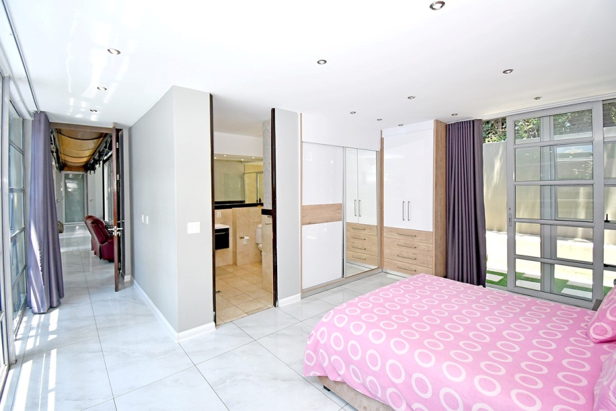 4 Bedroom Property for Sale in Morningside Gauteng