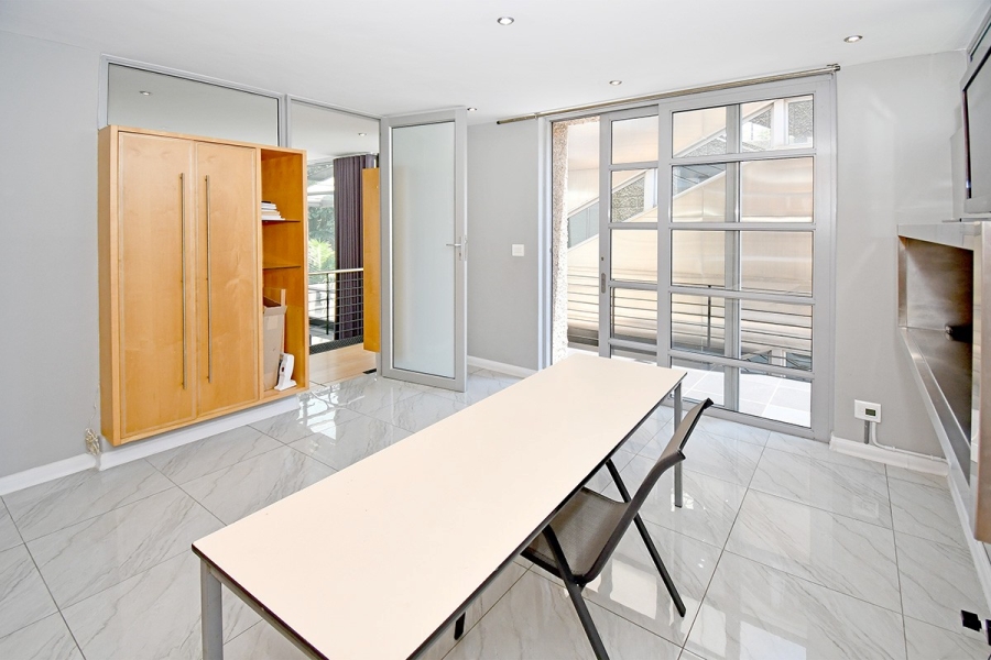 4 Bedroom Property for Sale in Morningside Gauteng