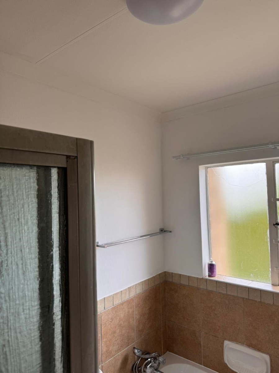 2 Bedroom Property for Sale in Mooikloof Gauteng